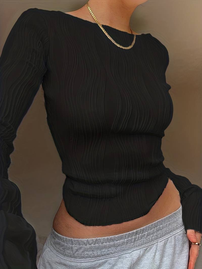 Fitted Women's Long Sleeve Top With 3D Textured Pattern and Exclusive Fit