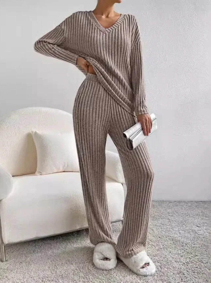 Ribbed Knit Lounge Set V Neck Top Wide Leg Pants Limited Edition